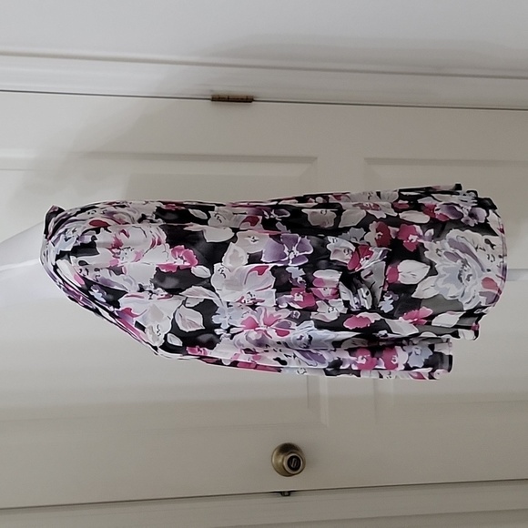 Joie Size S Multi-Color Floral Pintuck Loose Flowy Top, Excellent Used Condition - Picture 3 of 13